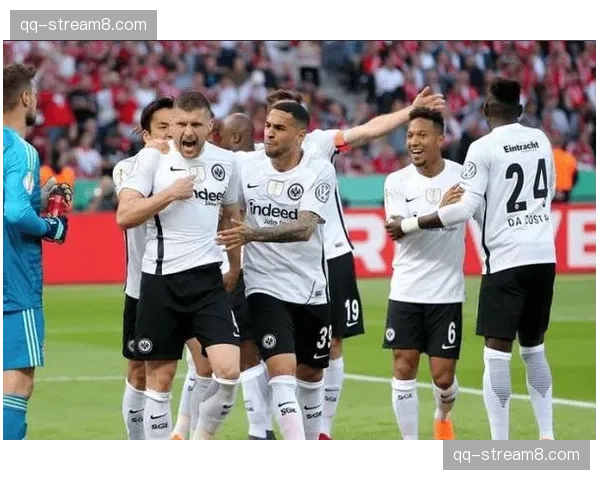 斯图加特与汉堡首次德甲交锋，历史空白增添战术博弈复杂度